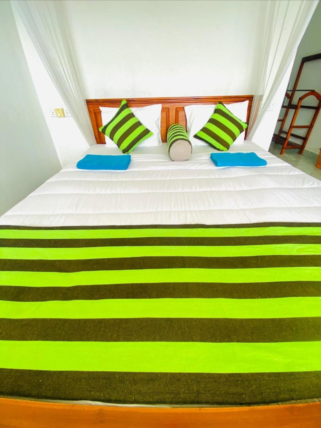 Two Rock Vista Hotel Ella Ngoại thất bức ảnh